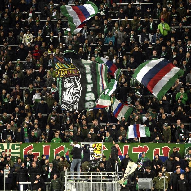 Rapid-Fans während der tipico-Bundesliga-Begegnung zwischen SK Rapid Wien - SK Puntigamer Sturm Graz