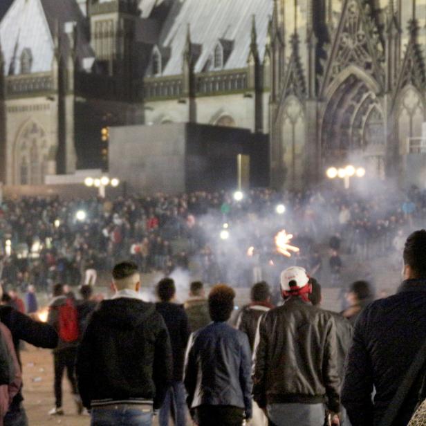 In der Silvesternacht waren am Kölner Hauptbahnhof Frauen sexuell belästigt und augeraubt worden