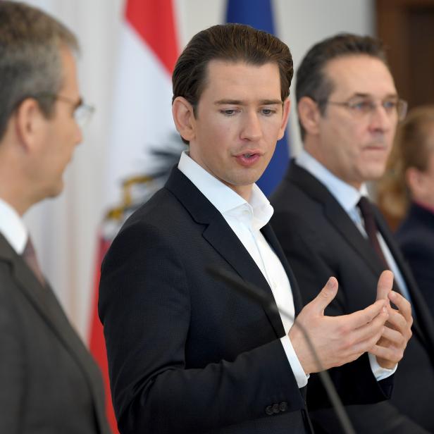 Finanzminister Hartwig Löger, Bundeskanzler Sebastian Kurz, Vizekanzler Heinz Christian Strache und Sozialministerim Beate Hartinger-Klein