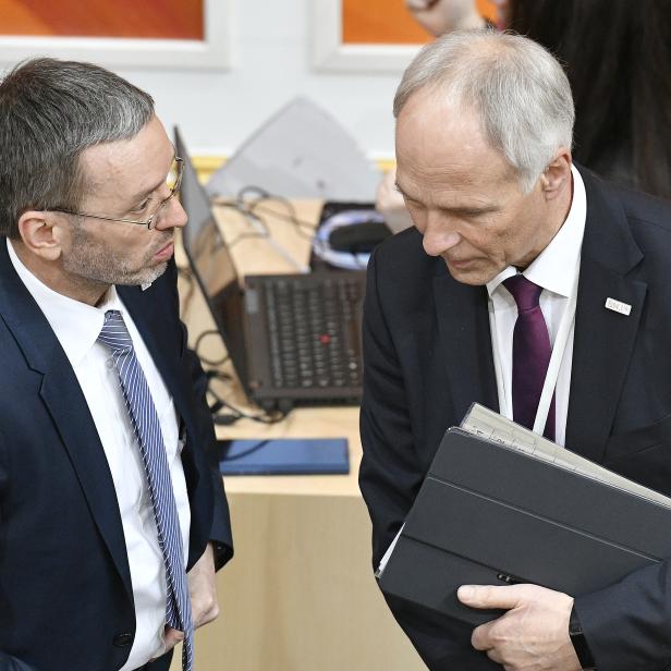 Innenminister Herbert Kickl (FPÖ) und der Generalsekretär im Bundesministerium für Inneres, Peter Goldgruber