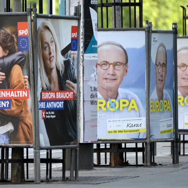 Es wird wieder gewählt. Plakate zur EU-Wahl in Wien