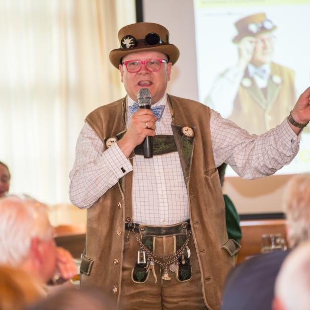 Conrad Seidl bei der Präsentation seines neuen "Bier Guide"