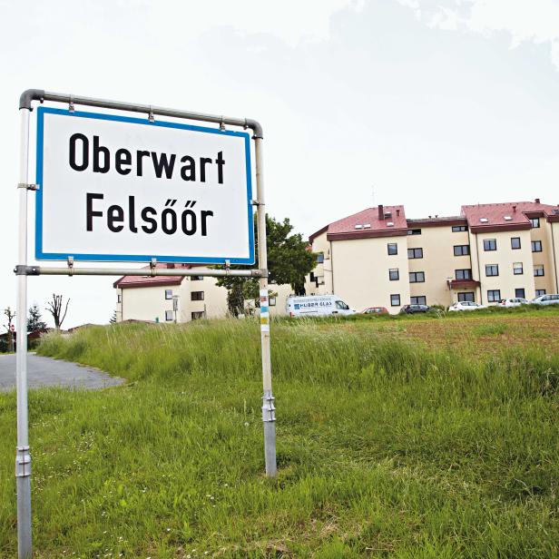 Oberwart mit zweisprachiger Ortstafel im Südburgenland: Welten prallen aufeinander