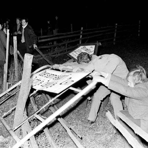 Im Oktober 1972 kam es zum Ortstafelsturm gegen die zweisprachigen Ortsschilder