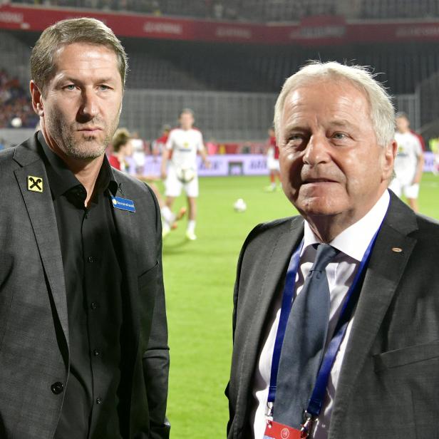 ÖFB-Präsident Leo Windtner (rechts) und Teamchef Franco Foda 