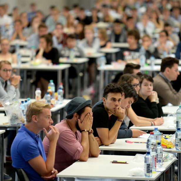 Aufnahmetest für das Medizinstudium in Wien im Juli 2015.