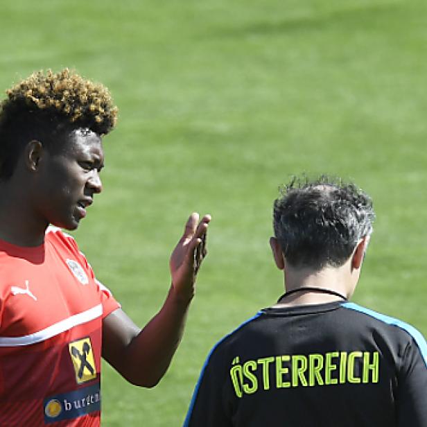 David Alaba und Teamchef Marcel Koller beim Training in Mallemort