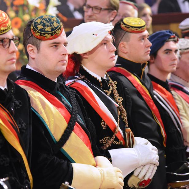 Burschenschafter am 3. Februar 2017, anlässlich des vorjährigen Akademikerballs in der Wiener Hofburg.