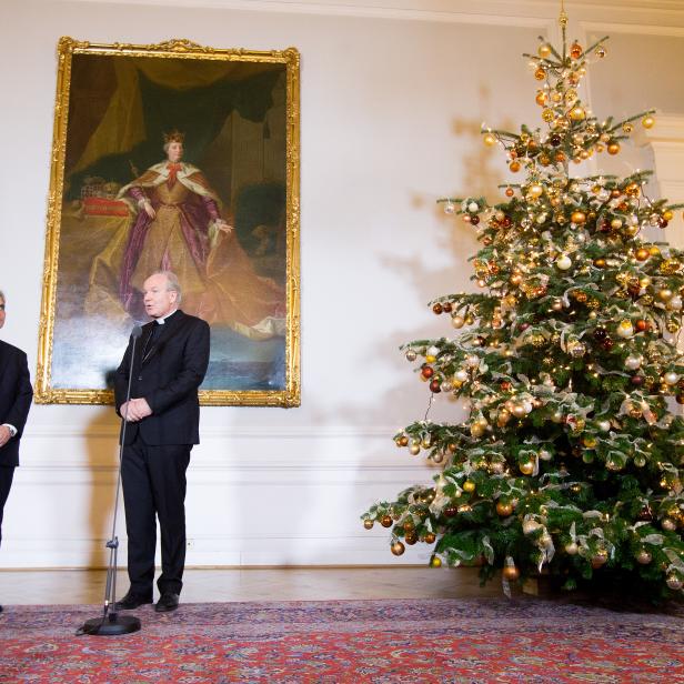 Bundeskanzler Werner Faymann und Kardinal Christoph Schönborn vor Weihnachten