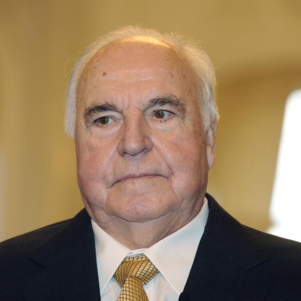 HELMUT KOHL: Im Wendejahr 1989 ergriff der deutsche Kanzler den Mantel der Geschichte mit beiden Händen.