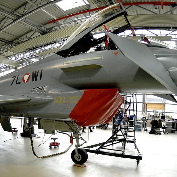 Ein Eurofighter des österreichischen Bundesheeres im obersteirischen Fliegerhorst Hinterstoisser in Zeltweg.