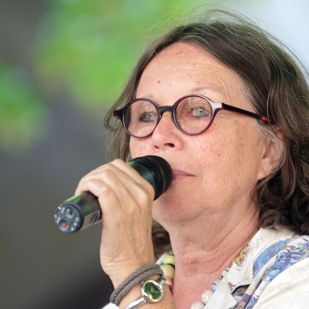 Biochemikerin Renée Schröder beim 650-Jahr-Jubiläum der Universität Wien 2015.