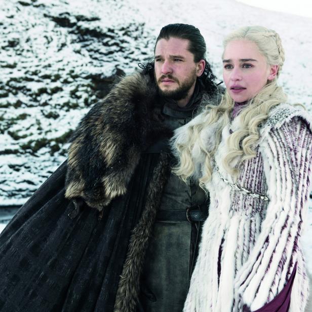 Serienfiguren Jon Snow & Daenerys Targaryen: Sonntags kommt der Winter wieder.