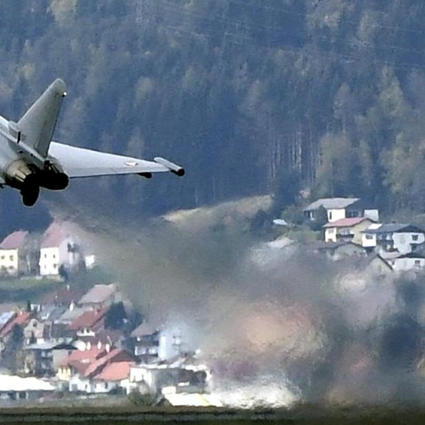 Ein Eurofighter des österreichischen Bundesheeres im obersteirischen Fliegerhorst Hinterstoisser in Zeltweg.