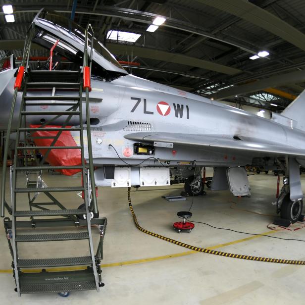 Ein Eurofighter im obersteirischen Fliegerhorst Hinterstoisser in Zeltweg.