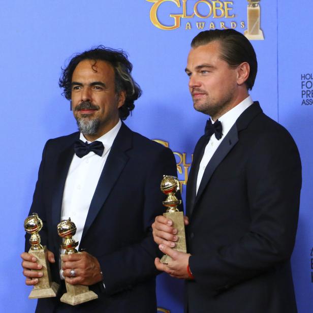 The Revenant-Regisseur Alejandro González Iñárritu mit Leonardo DiCaprio.