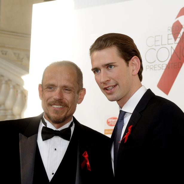 Gery Keszler und Sebastian Kurz im Wiener Burgtheater 2016