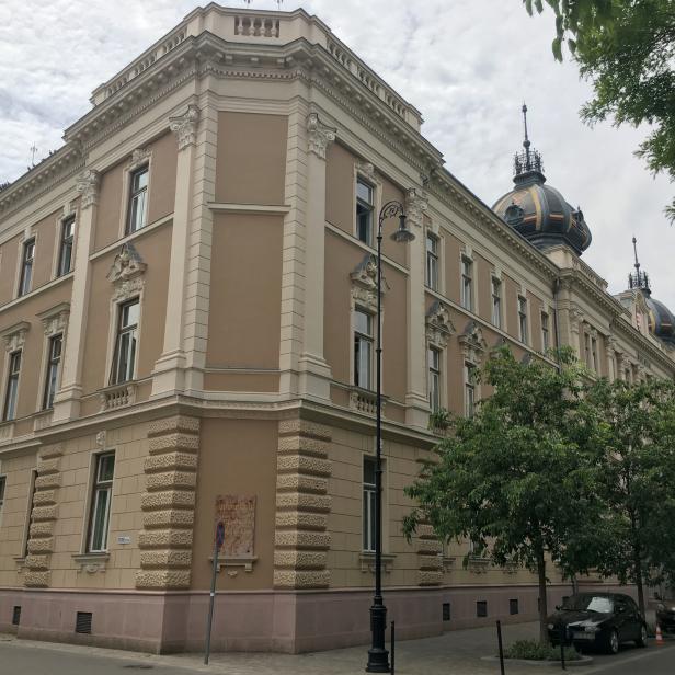 Das Gerichtsgebäude in Kecskemét, Ungarn, in dem derzeit der Prozess gegen die mutmaßlichen Schlepper stattfindet.