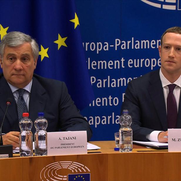 EU-Parlamentspräsident Antonio Tajani (l.) und Facebook-CEO Mark Zuckerberg (r.)