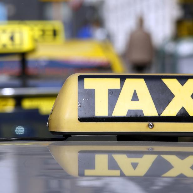 Verschleierte Umsätze um die Finanz zu täuschen: Die Taxi-Branche gilt auch bei Steuerfahndern als "Hochrisikogruppe".