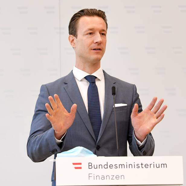 Finanzminister Gernot Blümel (ÖVP) kündigte die Richtlinie der Phase 2 des Fixkostenzuschusses an.