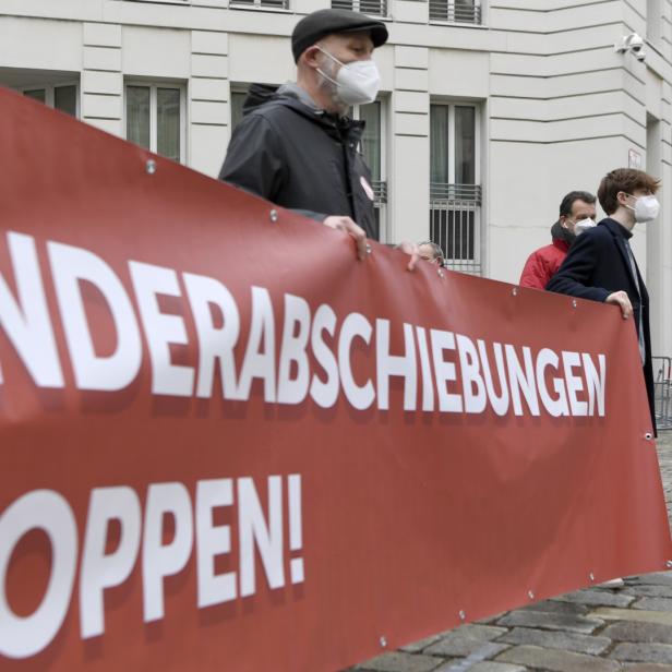 Demo gegen Kinder-Abschiebung