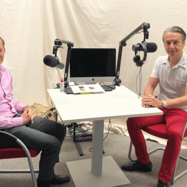 Christian Rainer und Gernot Bauer im Podcast-Studio