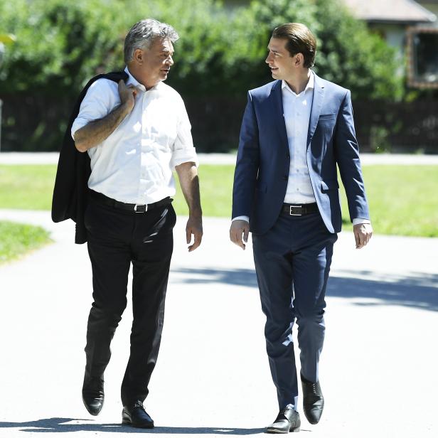 Bundeskanzler Sebastian Kurz und Vizekanzler Werner Kogler (l.) im Rahmen des Sonderministerrates am Mittwoch, 28. Juli 2021, September 2020, in Reichenau an der Rax.