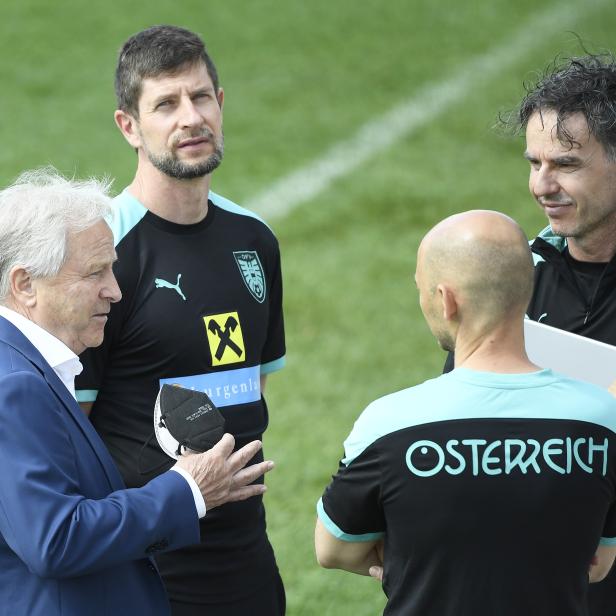 Sportwissenschafter Gerhard Zallinger und ÖFB-Präsident Leo Windtner