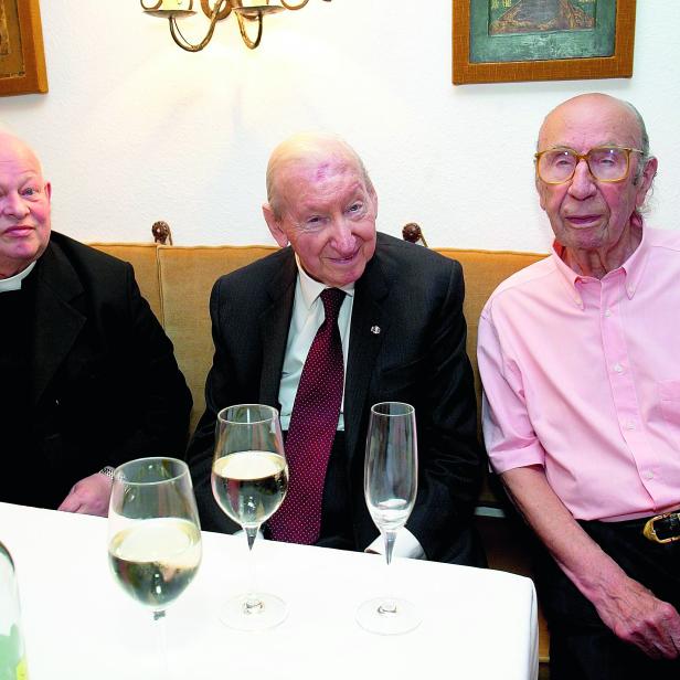 Gastgeber Antel mit Kurt Krenn und Kurt Waldheim, 2004.