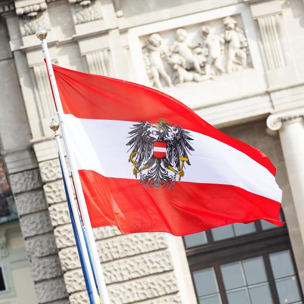 Österreichische Flagge am Nationalfeiertag