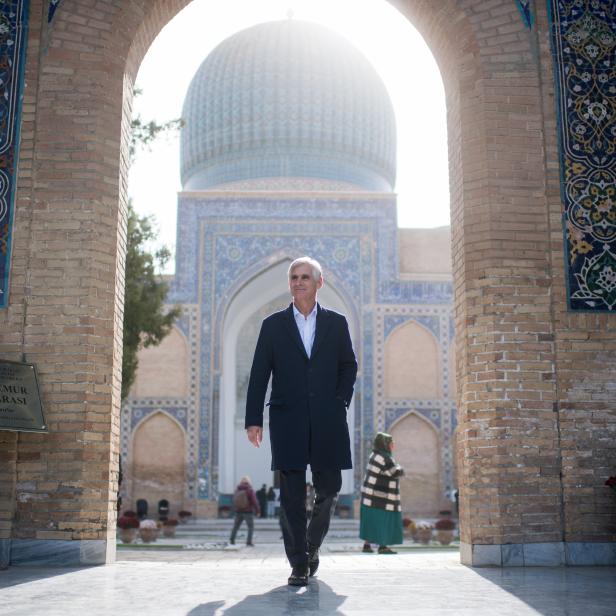 Außenminister Linhart in Usbekistan.