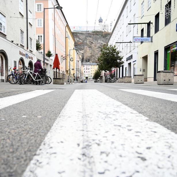 Leere Straßen im Lockdown in Salzburg.