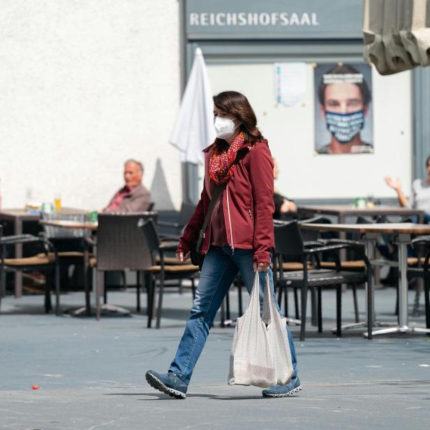 Die Mehrheit der Österreicher (54%) macht sich angesichts der Omikron-Variante wenig Sorgen.