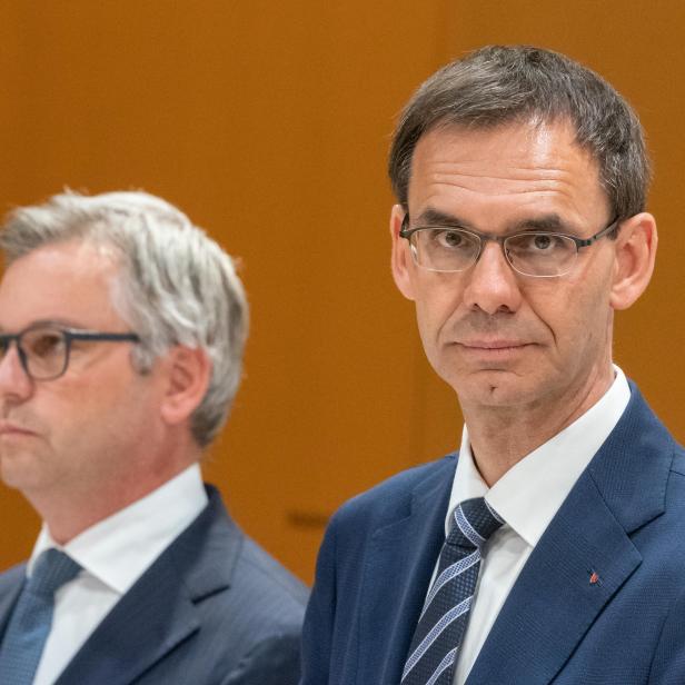 Landeshauptmann Markus Wallner (r./ÖVP) und Finanzminister Magnus Brunner (ÖVP)