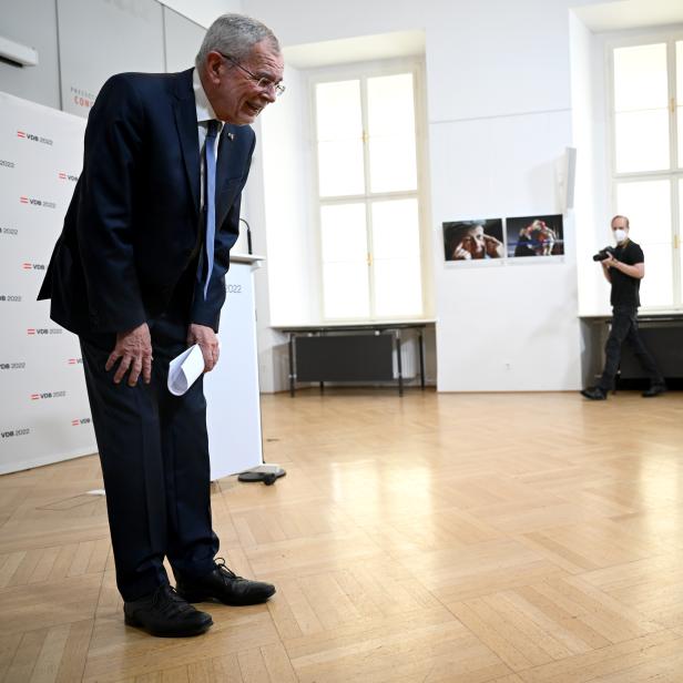 Bundespräsident Alexander Van der Bellen während einer PK mit dem Titel &quot;Persönliche Erklärung&quot; zu seinem Antreten zur Bundespräsidentschaftswahl am Montag, 23. Mai 2022, in Wien.