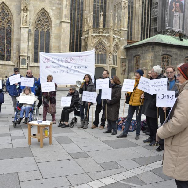 Transplantationspatienten demonstrierten am Wiener Stephansplatz