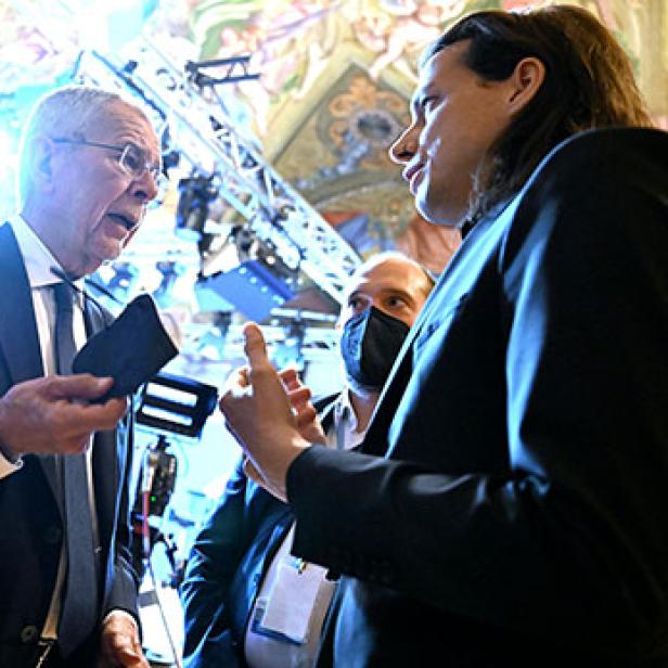 Bundespräsident Alexander Van der Bellen und Dominik Wlazny