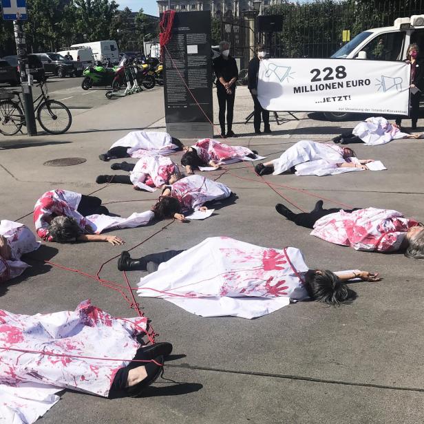 Protestaktion von Frauenrechtsorganisationen in Wien