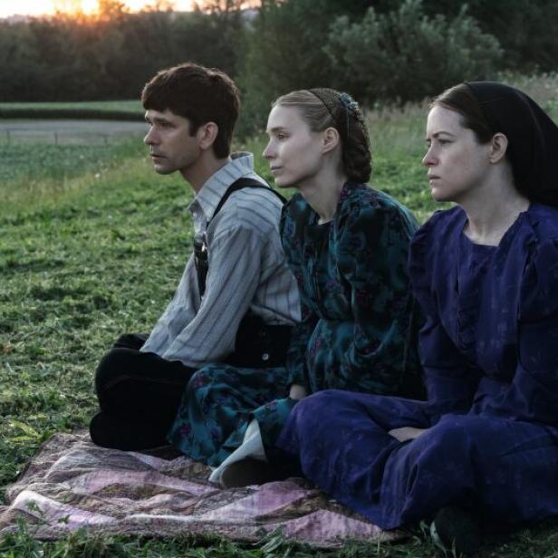 Ein Moment des Schweigens: Ben Whishaw, Rooney Mara (Mitte) und Claire Foy