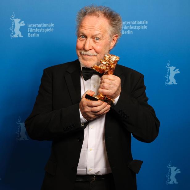 Nicolas Philibert erhält Goldenen Bären für den besten Film "Sur l'Adamant"