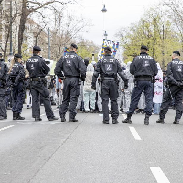 Proteste bei Gas-Konferenz in Wien