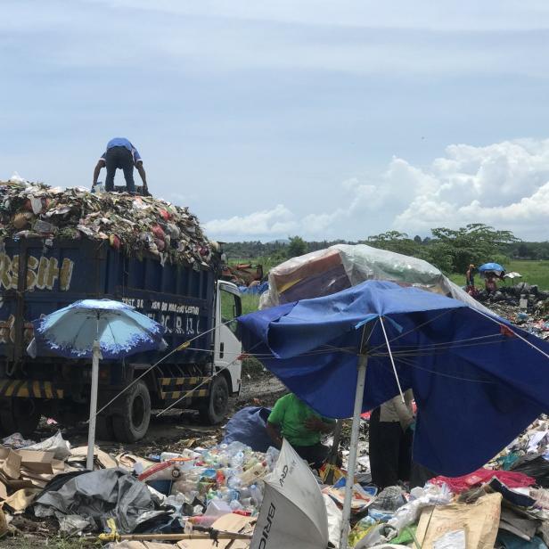 Auf Bali will Borealis aus Plastikmüll wieder Plastik machen. Ein interner Bericht zeigt aber, dass nicht alles nach Plan verläuft.