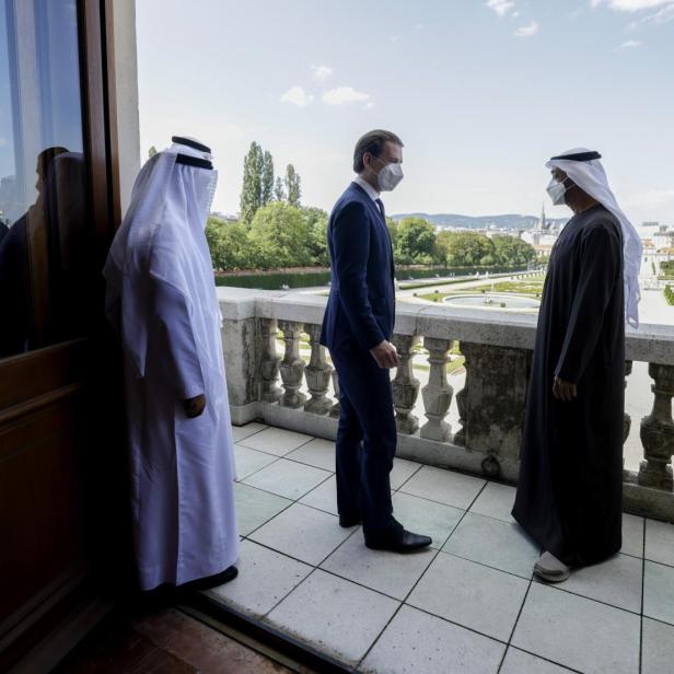 Scheich Mohammed Bin Zayed Al Nayhan in Österreich bei einem Treffen mit dem damaligen Bundeskanzler, Sebastian Kurz.