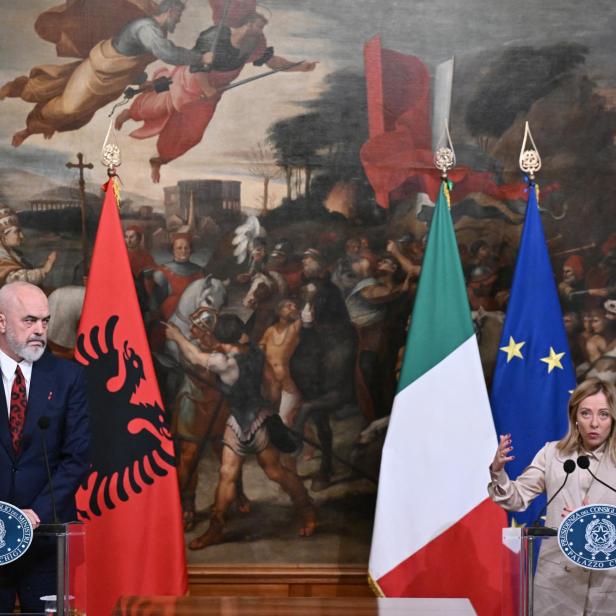 Albaniens Ministerpräsident Rama und seine Amtskollegin Meloni am 6. November in Rom.