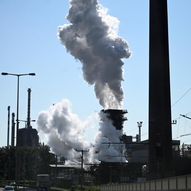 Rauchende Schlote bei der Voestalpine