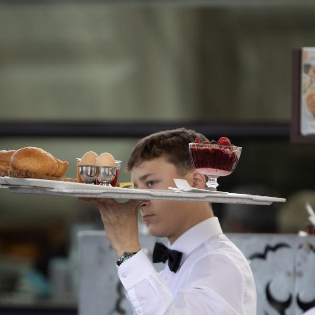 Uni-Absolventen können zukünftig kein eigenes Restaurant mehr eröffnen. 