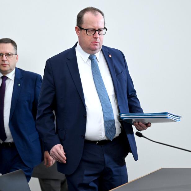 VP-Klubobmann August Wöginger (l.) und FPÖ-Budgetsprecher Hubert Fuchs präsentierten die Budgetpläne.