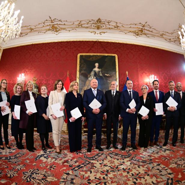 ANGELOBUNG DER NEUEN BUNDESREGIERUNG