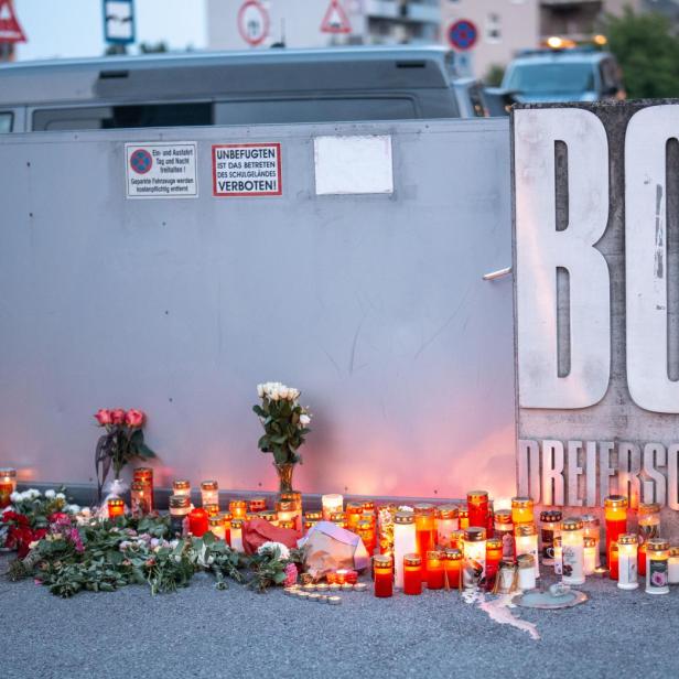 Kerzen vor dem BORG Dreierschützengasse
